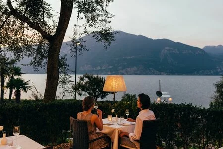 Hotels right at Lake Garda ✱ Hotels with private beach