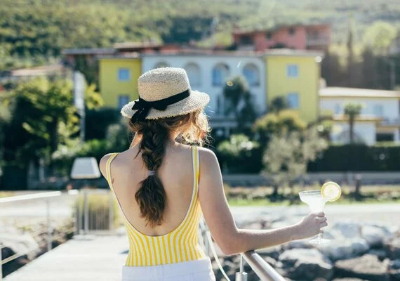 Hotel sul Lago di Garda : Con spiaggia privata e terrazza