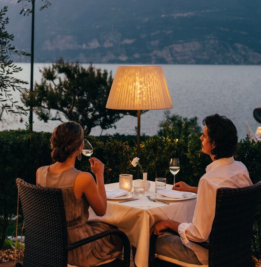 Orione is your hotel & restaurant right at Lake Garda